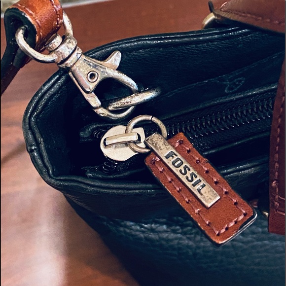 🌟2xHP🌟VTG 2000s Black & Brown Top Handle Pebbled Leather Crossbody Bag Fossil - Picture 4 of 14